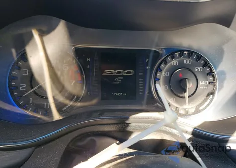 2015 Chrysler 200 S из США, поврежденный, VIN 1C3CCCBB8FN655060